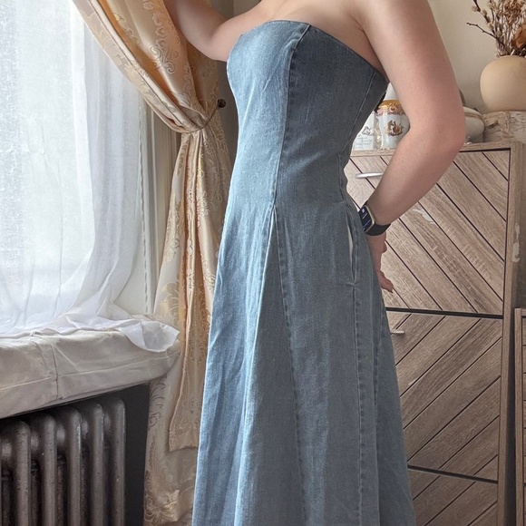 Strapless Denim Dress - Picture 2 of 6